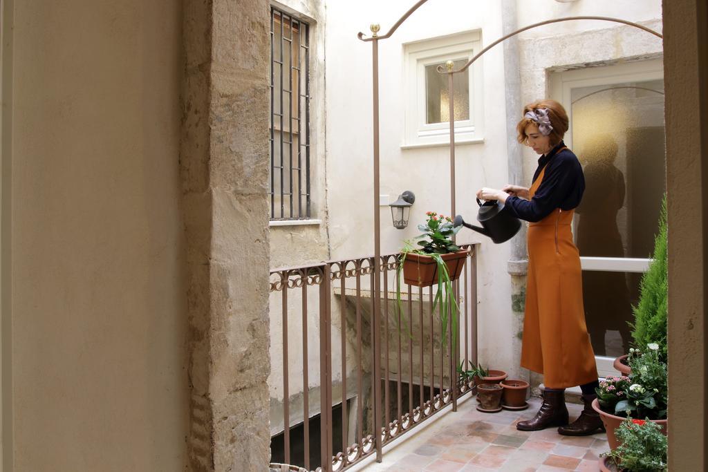 Ortigia Guest House Casa Flora Syracuse Exterior photo