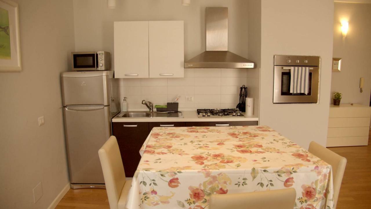 Ortigia Guest House Casa Flora Syracuse Exterior photo